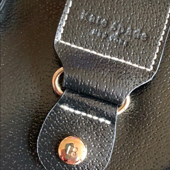 A darling, petite black handbag by Kate Spade - Picture 2 of 7
